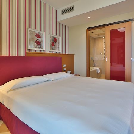 Una Hotels The One Milano Hotel & Residence San Donato Milanese Εξωτερικό φωτογραφία